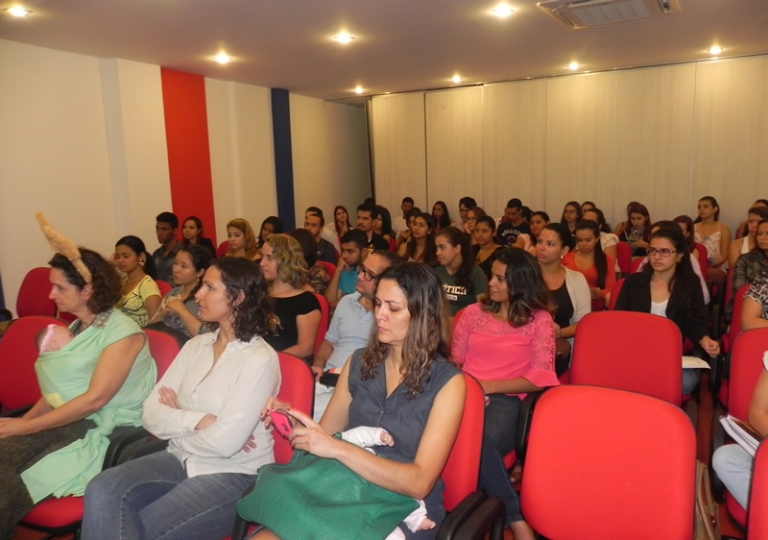 Palestra Bebê Canguru 2015